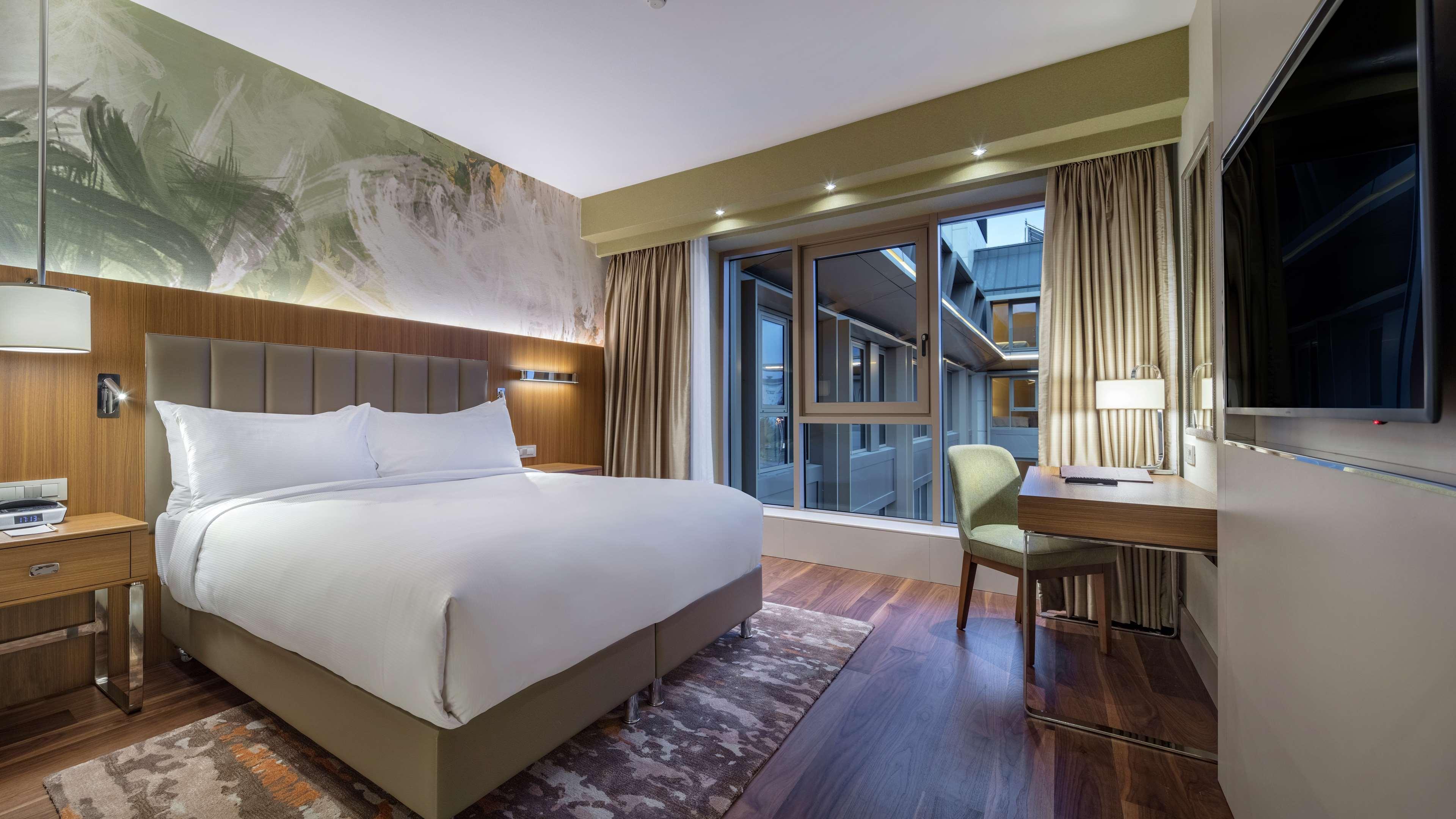 Hotel Doubletree By Hilton Skopje Exteriér fotografie Deluxe Room