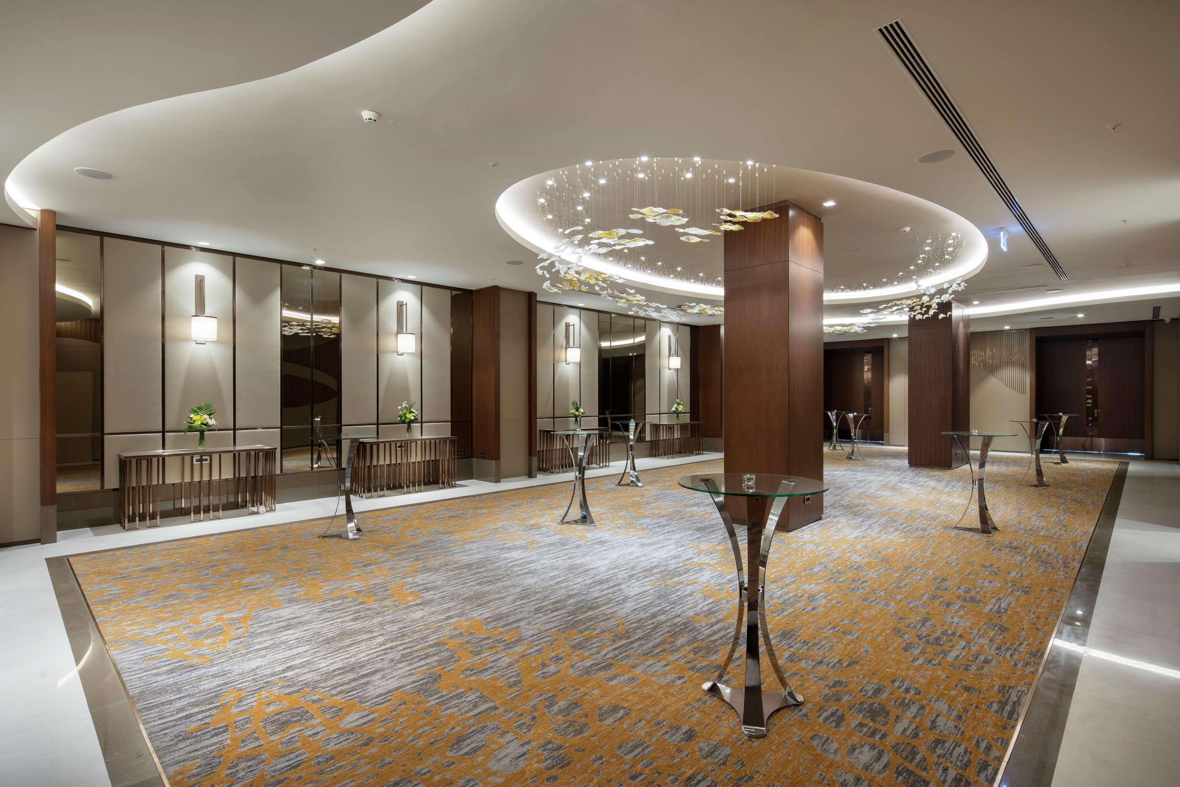 Hotel Doubletree By Hilton Skopje Exteriér fotografie The Grand Ballroom
